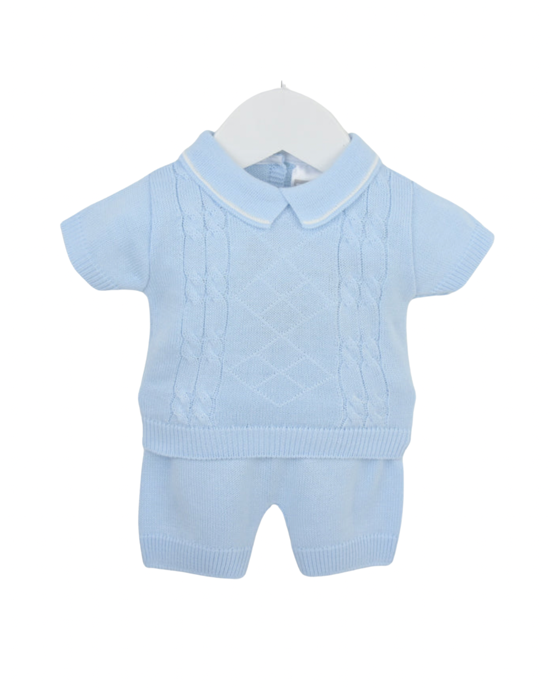 The smartest little knitted shorts outfit